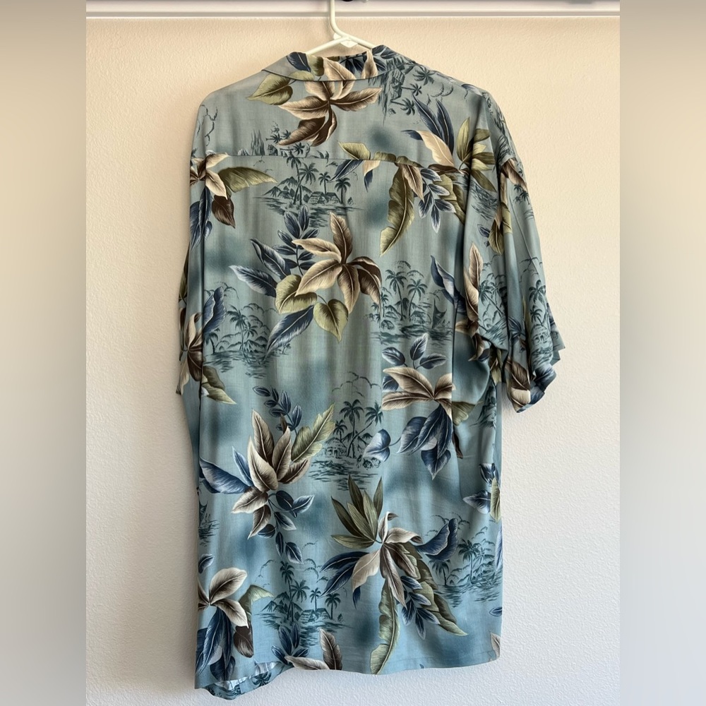 Campia Moda Hawaiian Button Down View 2